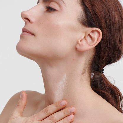 DR. HAUSCHKA - CREMA COLLO E DECOLLETE' - RIGENERANTE