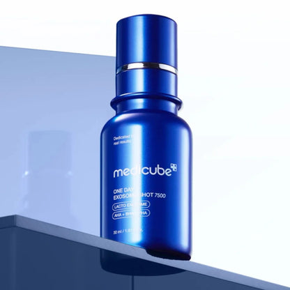 MEDICUBE - ONE DAY EXOSOME - SHOT 7.500 - 30 ML CON DOSATORE