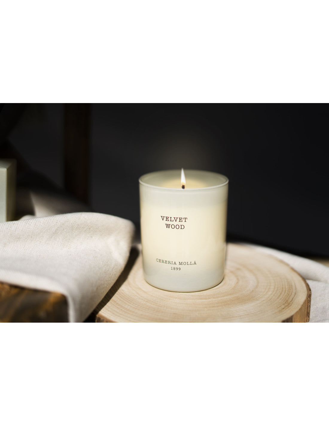 CERERIA MOLLA - VELVET WOOD - CANDELA